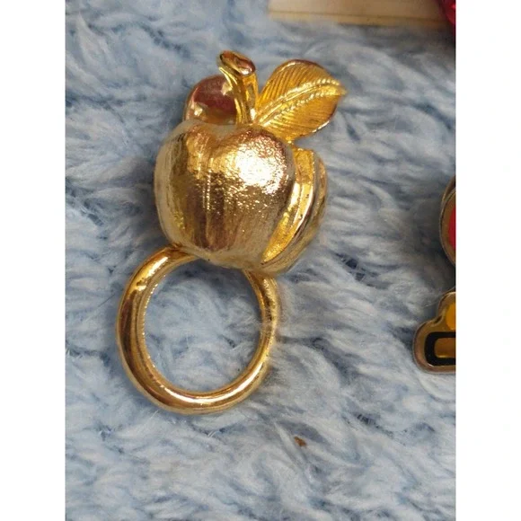 Lot Of 4 Vintage Apple Teacher Brooch Pin - Picture 4 of 6